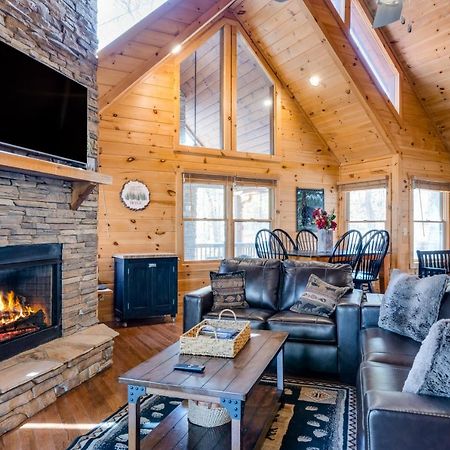 Blue Ridge Bear Bungalow Екстериор снимка