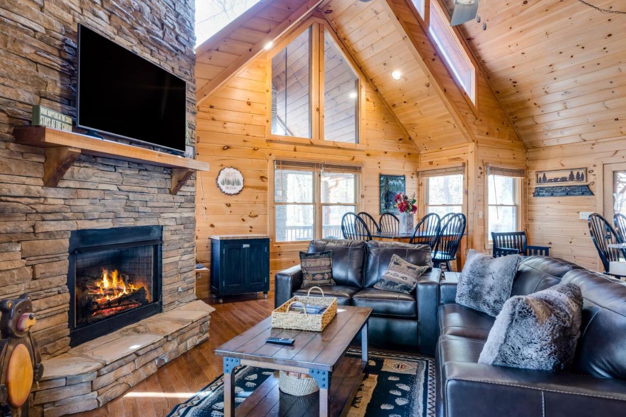 Blue Ridge Bear Bungalow Екстериор снимка