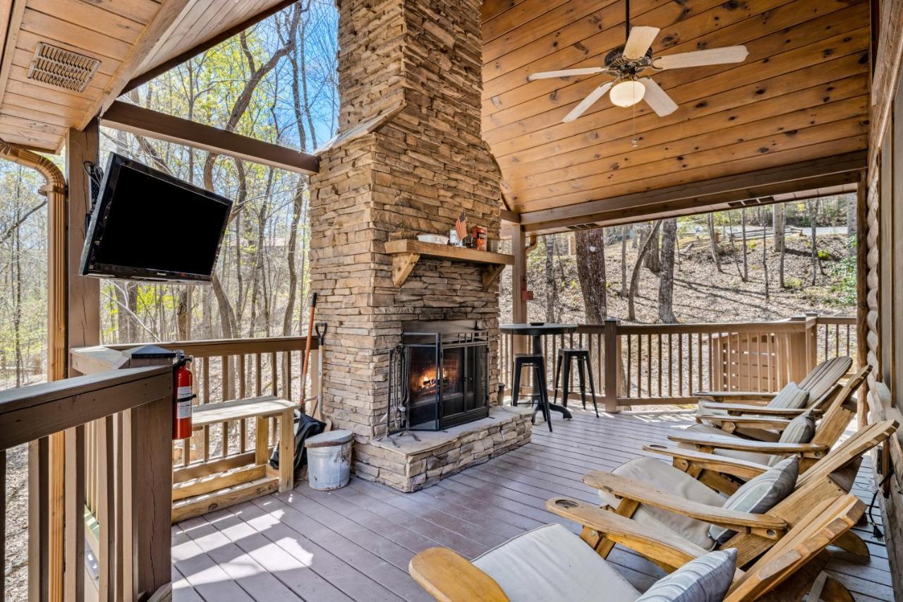 Blue Ridge Bear Bungalow Екстериор снимка