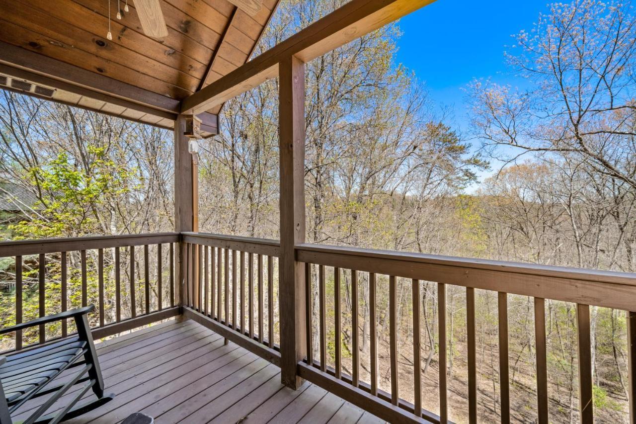 Blue Ridge Bear Bungalow Екстериор снимка