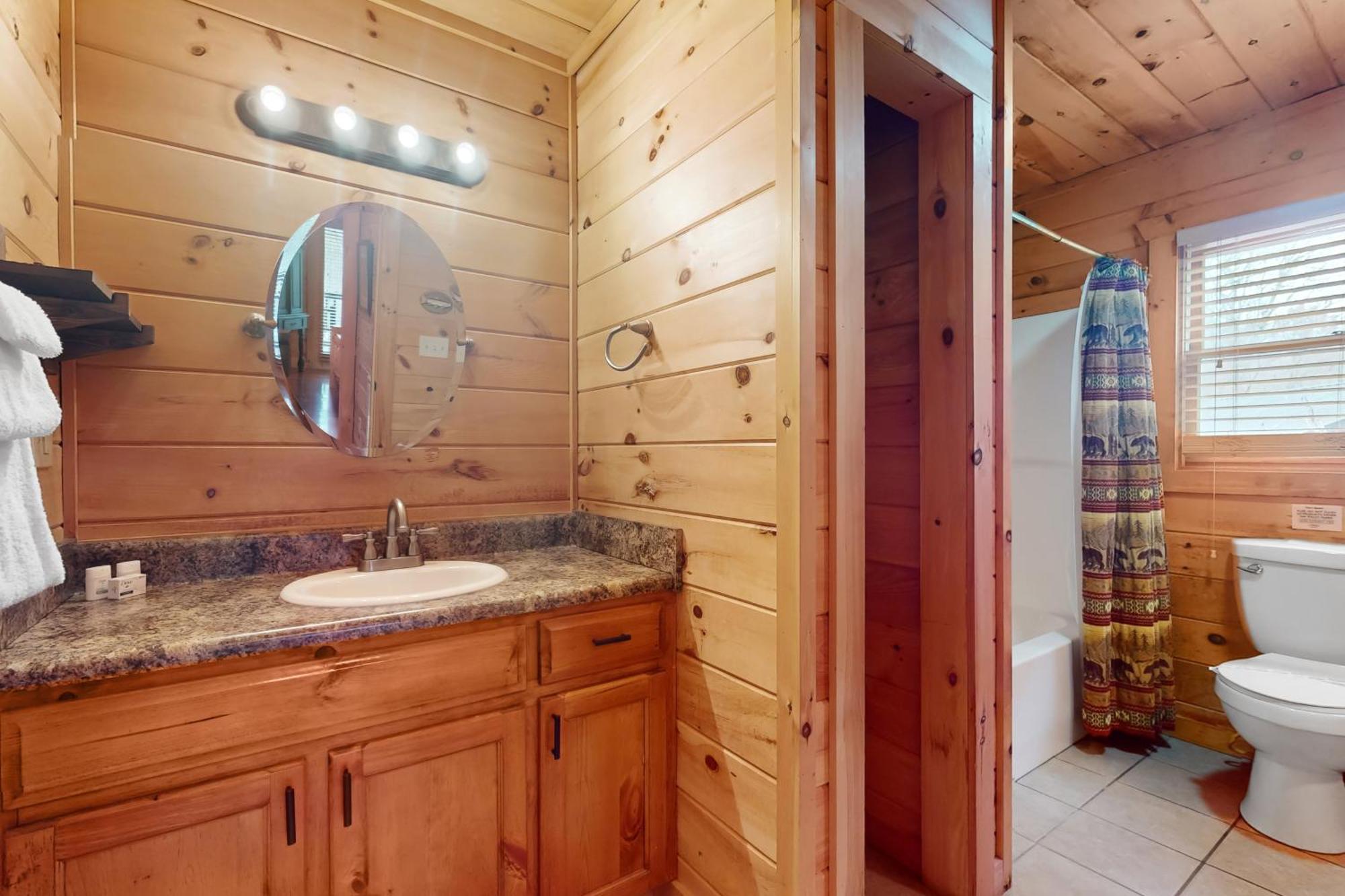 Blue Ridge Bear Bungalow Екстериор снимка